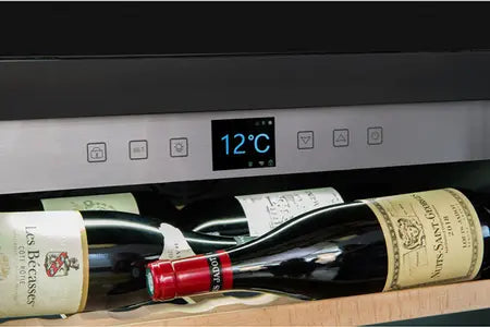 Cave de vieillissement La Sommeliere APOGEE150PV